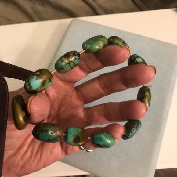 Turquoise stone stretched bracelet.  Real turquoise. - Picture 5 of 5